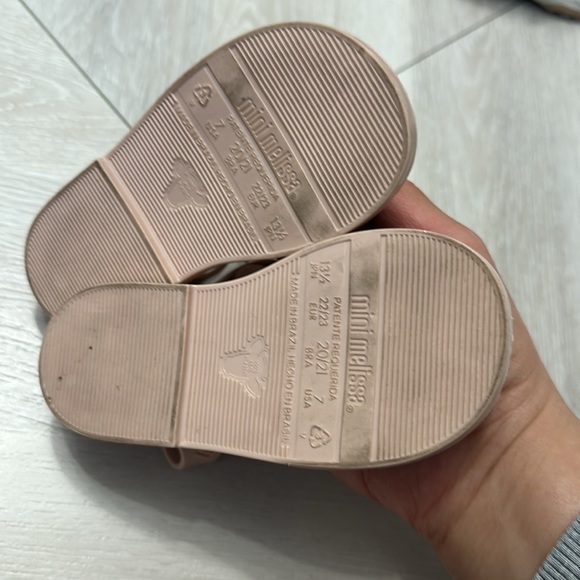 Mini Melissa - Picture 2 of 2